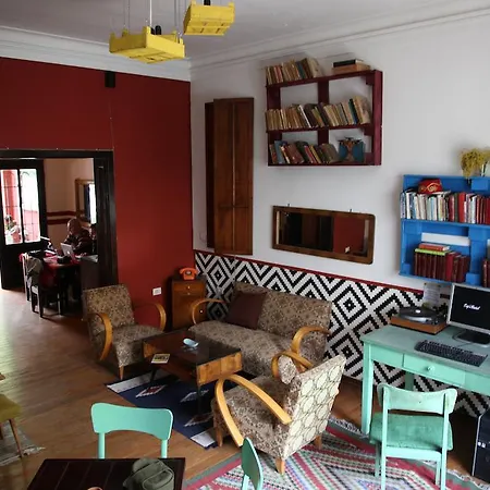 Trip'n'hostel Tirana