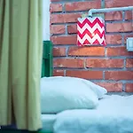 Trip'n'hostel * Tirana