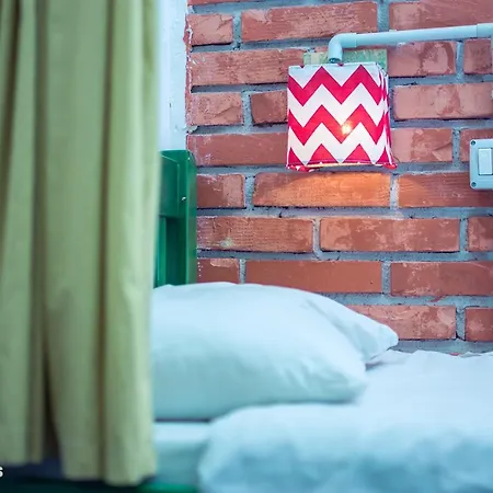 Trip'n'hostel * טיראנה